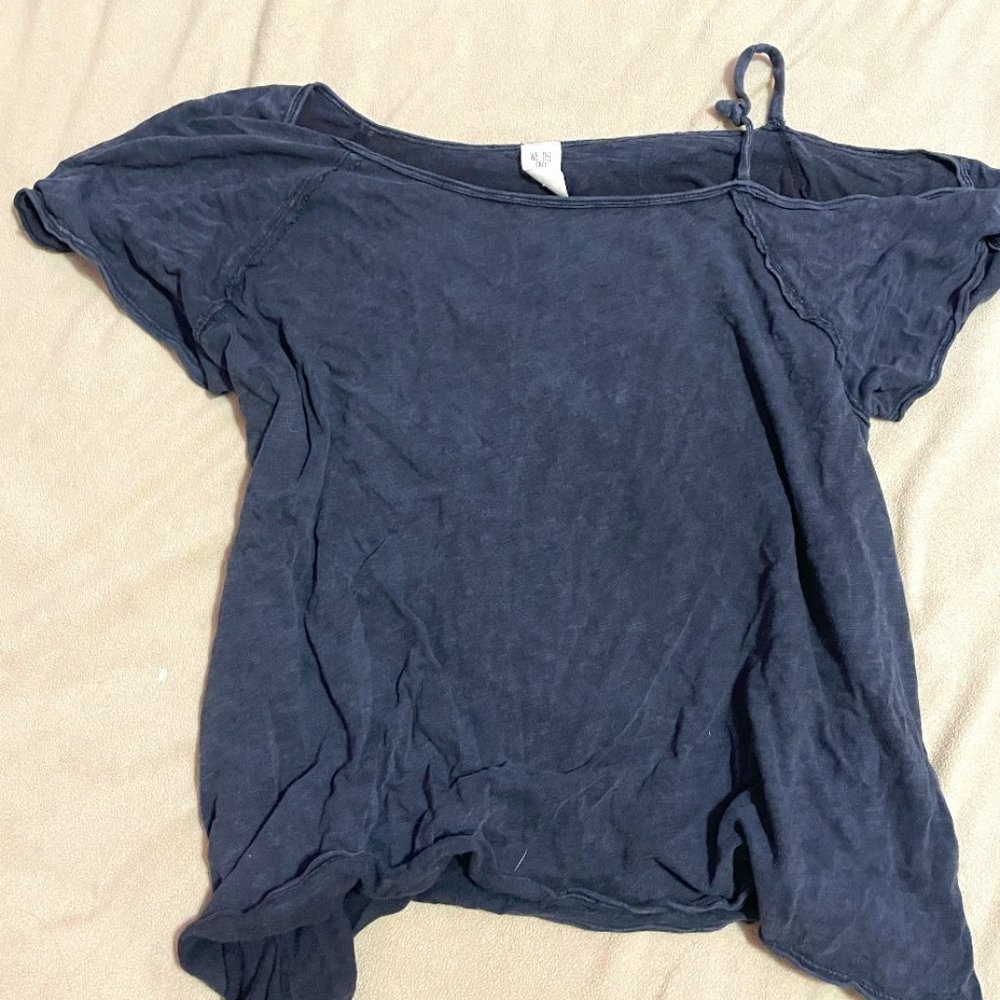 soft grey off-shoulder slouchy t shirt FREE PEOPLE - WE THE FREE
